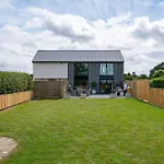 Ellesmere Barn *