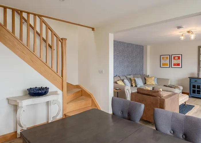 Ellesmere Barn بيت للعطل